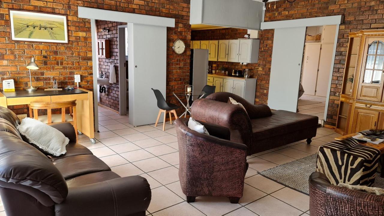 Mft Guest House Boksburg Εξωτερικό φωτογραφία